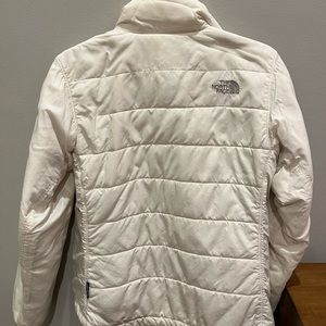 White North face light puffer jacket / exceptional condition & barely worn